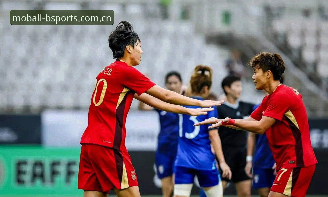 B体育下载 U17世界杯抽签vs赛事前瞻:中国男女足分组挑战与B体育手机版观赛体验对比分析